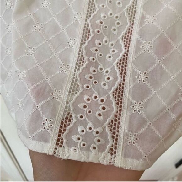 NWT COACH eyelet blouse snap button size 0 Retailed for $450 - Picture 7 of 8